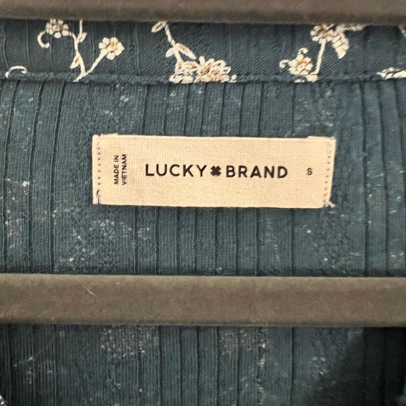 Lucky Brand Open Neck Smocked Floral Shirt - Picture 4 of 4